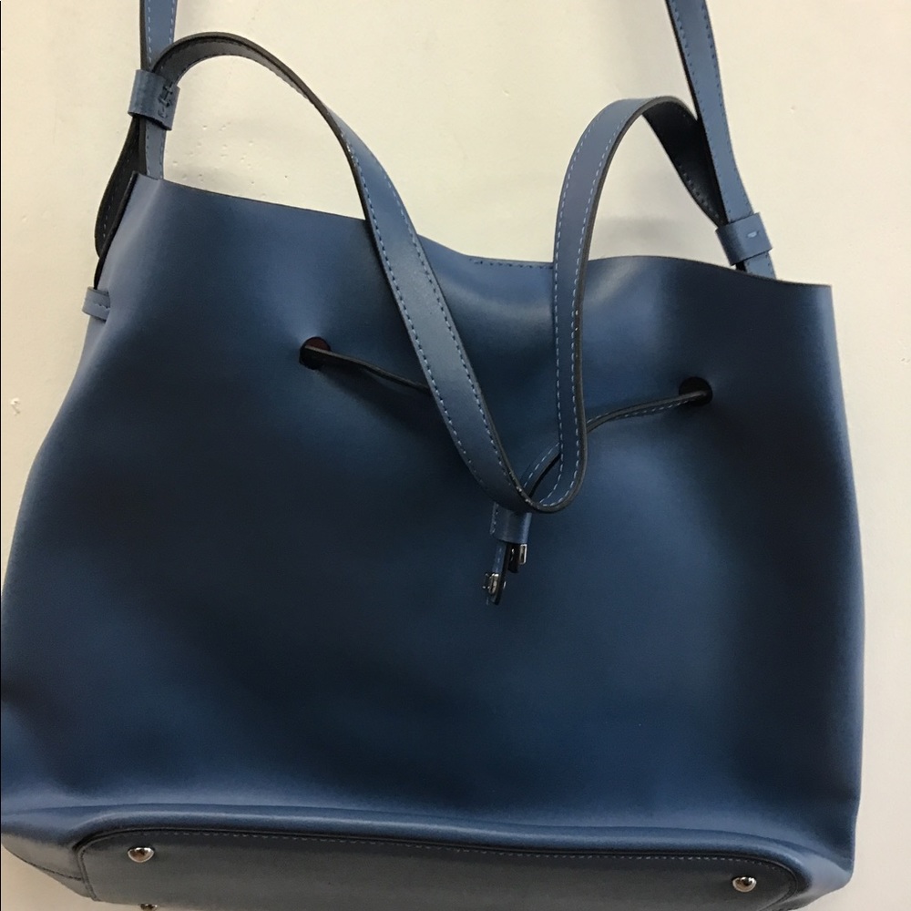 Lodis Drawstring Bucket Bag - Picture 3 of 11